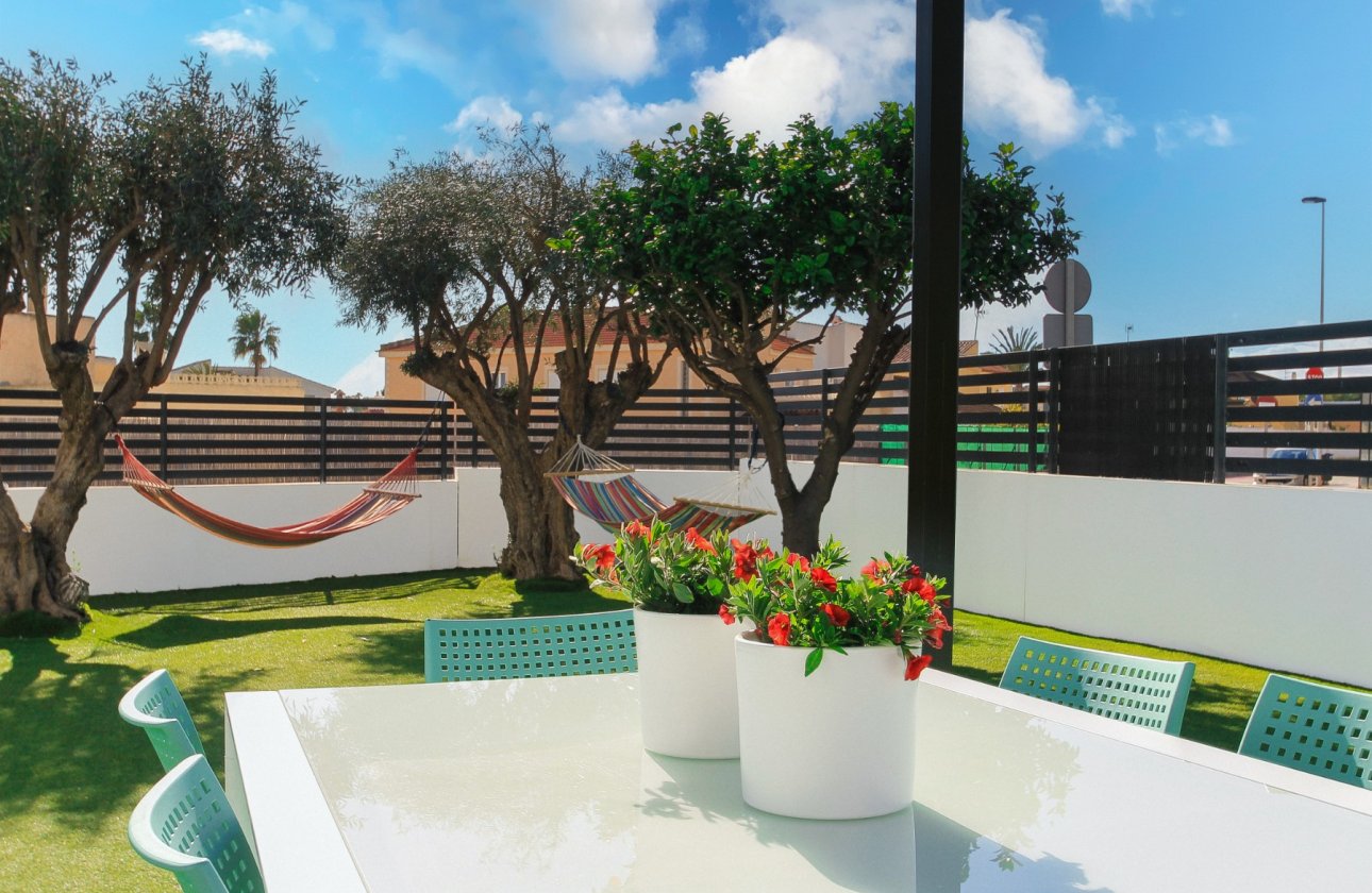 Herverkoop - Quad House -
Torrevieja - Costa Blanca