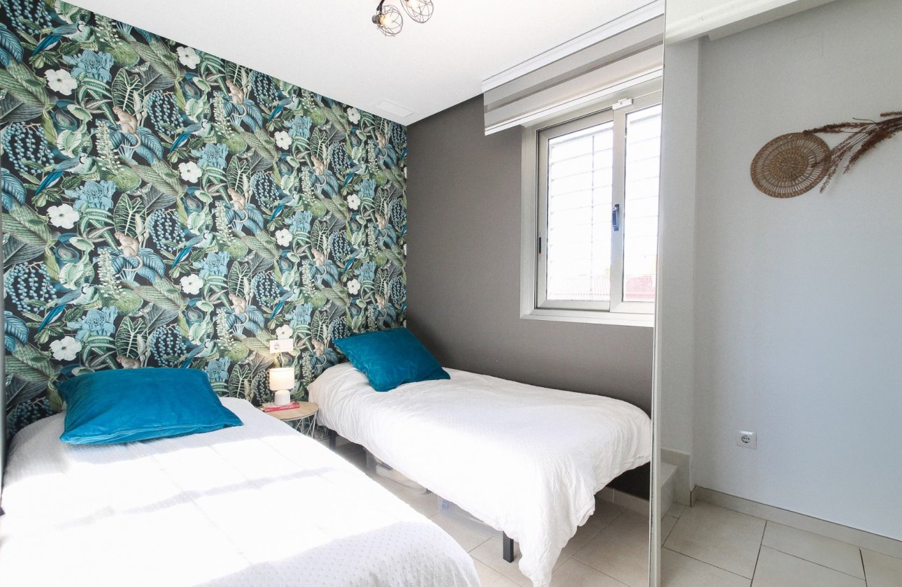 Herverkoop - Quad House -
Torrevieja - Costa Blanca