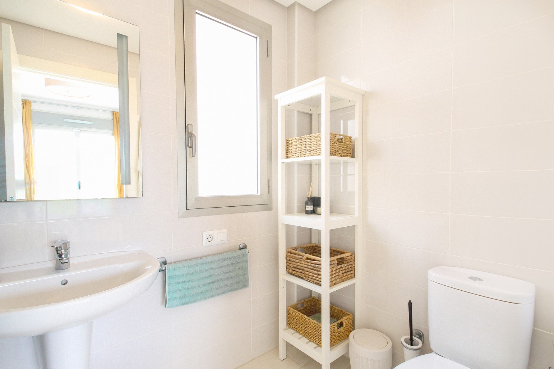 Herverkoop - Quad House -
Torrevieja - Costa Blanca