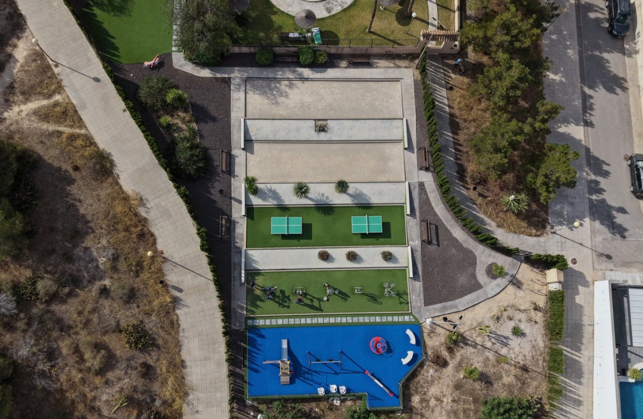 Herverkoop - Quad House -
Torrevieja - Costa Blanca