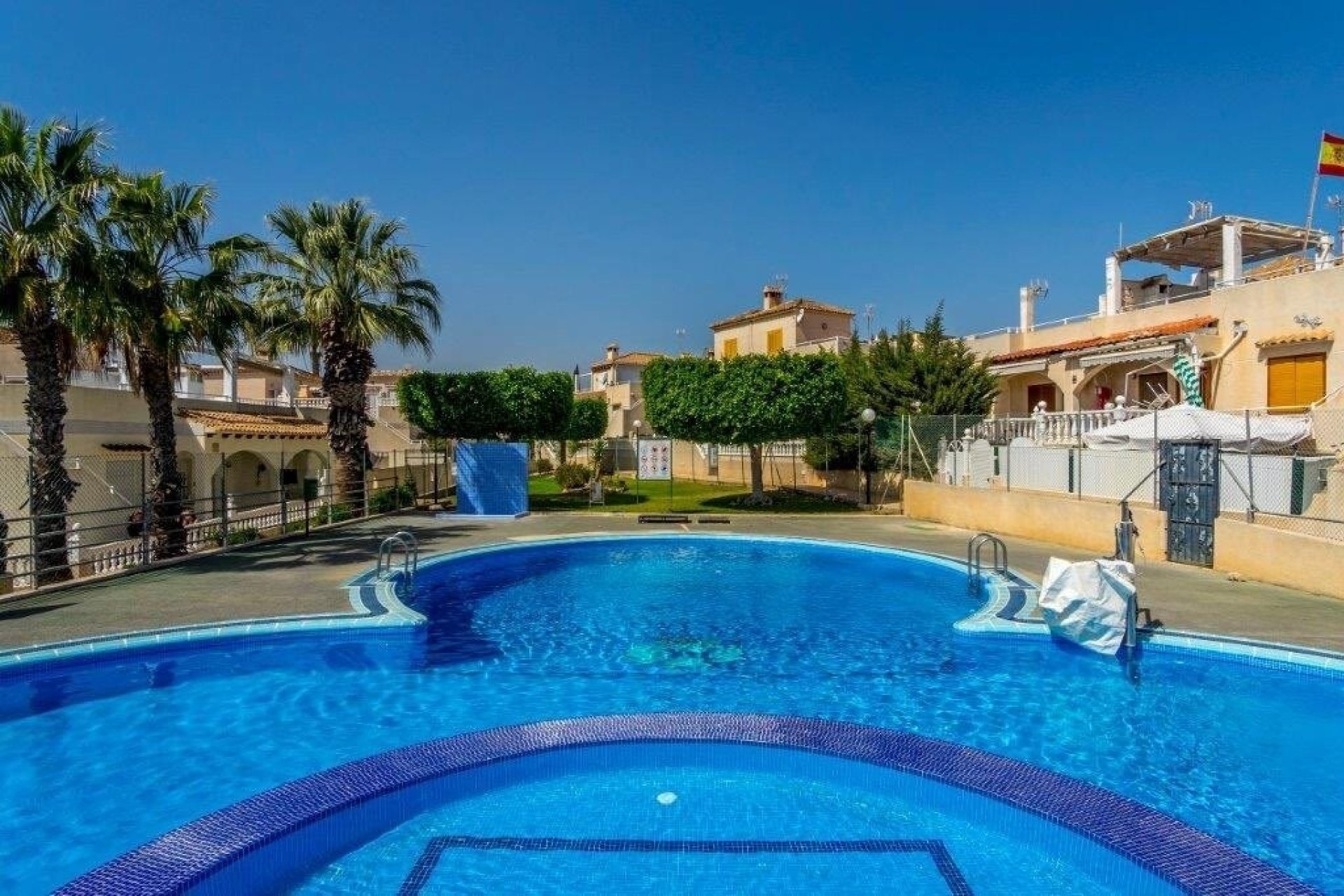 Herverkoop - Quad House -
Torrevieja - Los Altos