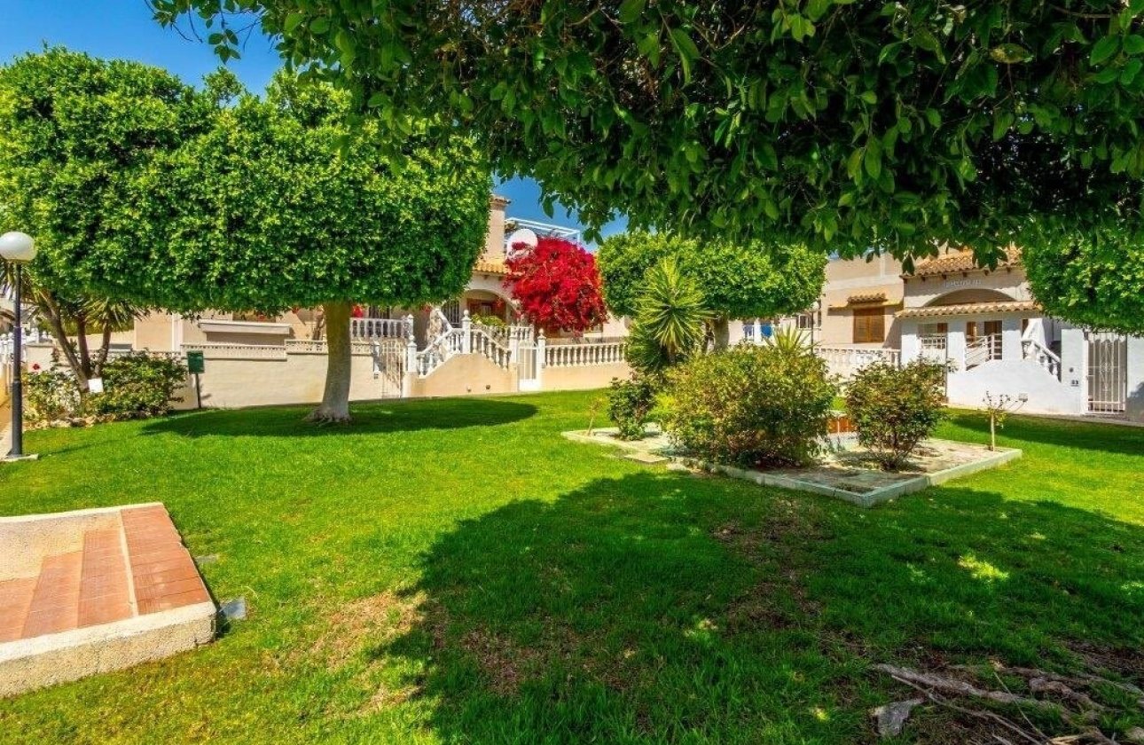 Herverkoop - Quad House -
Torrevieja - Los Altos