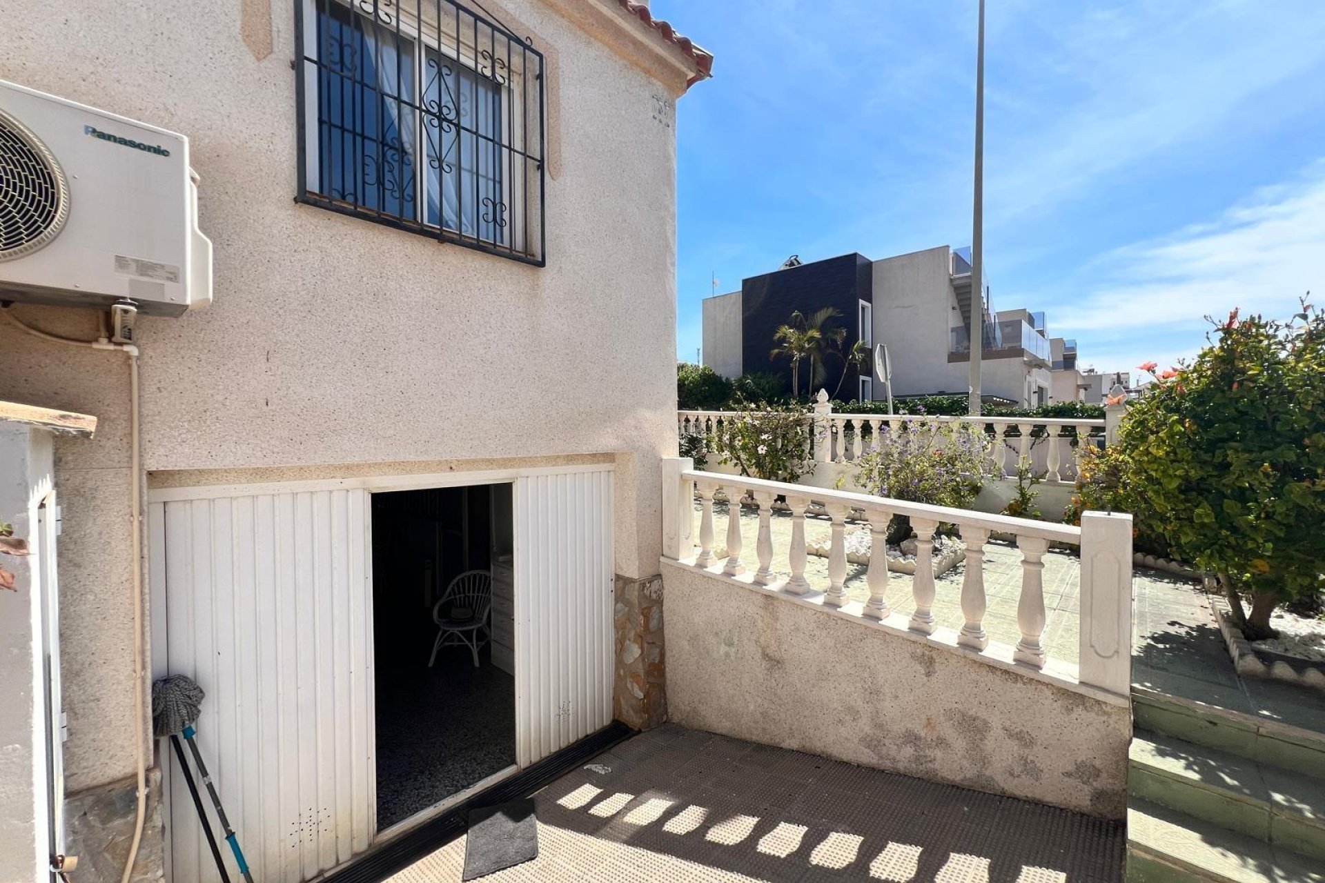 Herverkoop - Quad House -
Torrevieja - Torre La Mata