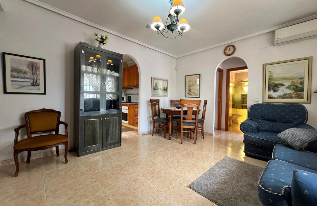 Herverkoop - Quad House -
Torrevieja - Torre La Mata