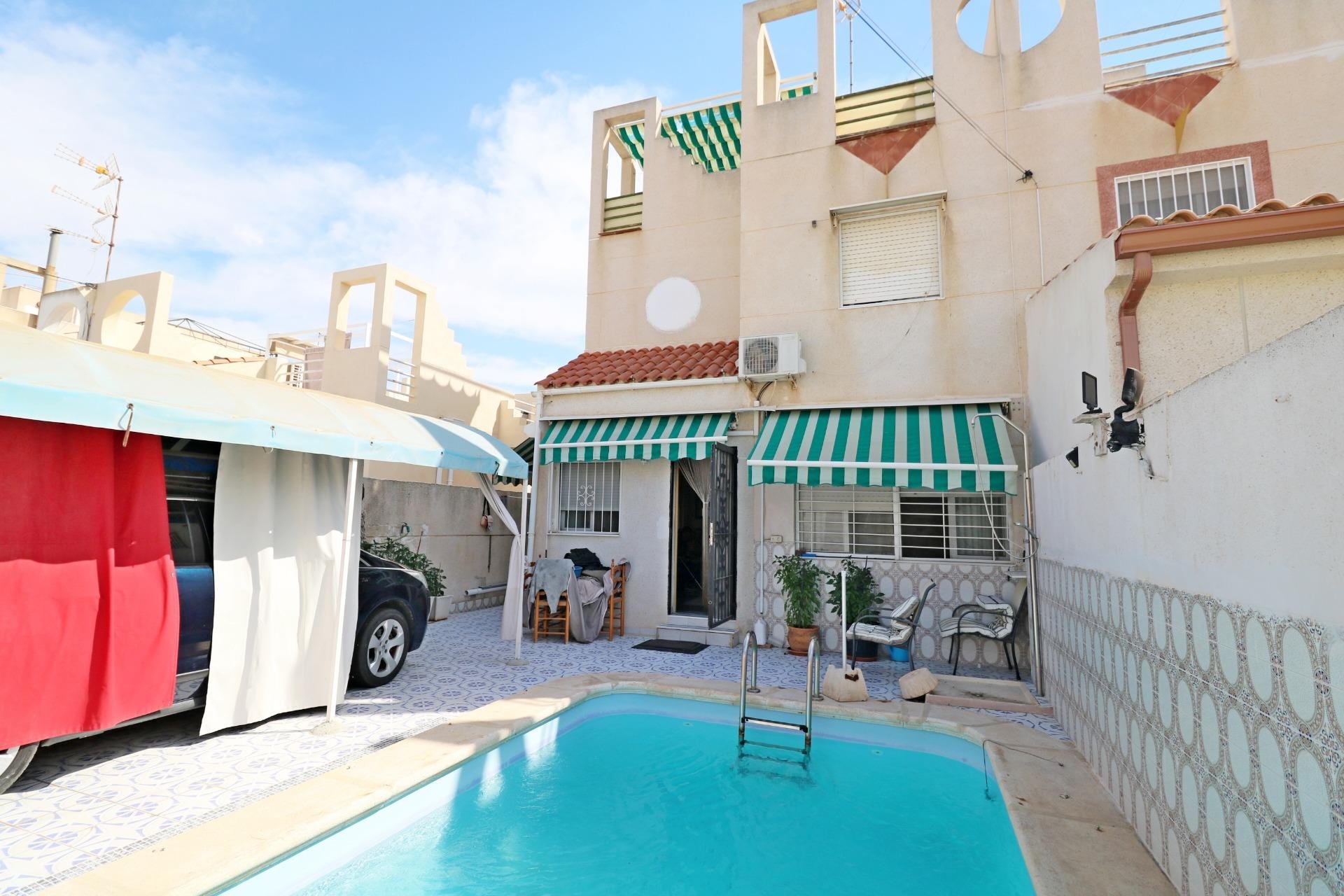 Herverkoop - Quad House -
Torrevieja - Torretas