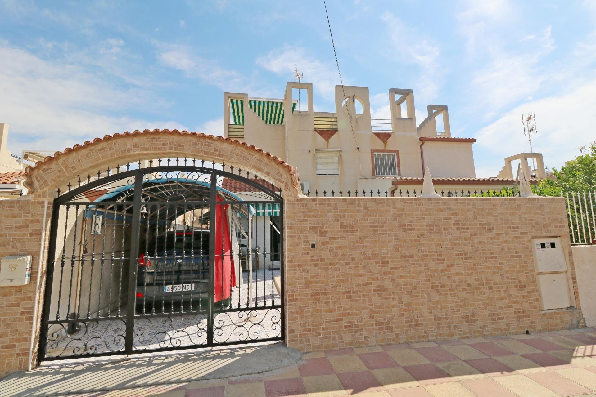 Herverkoop - Quad House -
Torrevieja - Torretas