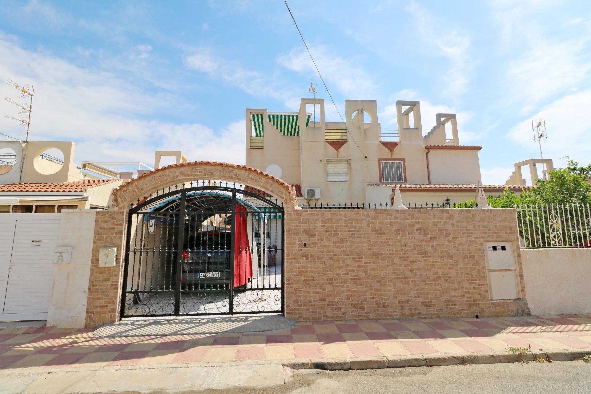 Herverkoop - Quad House -
Torrevieja - Torretas