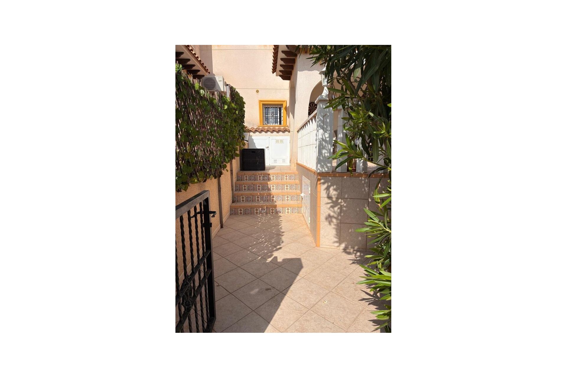 Herverkoop - Quad Villa -
Lomas de Caboroig - Costa Blanca