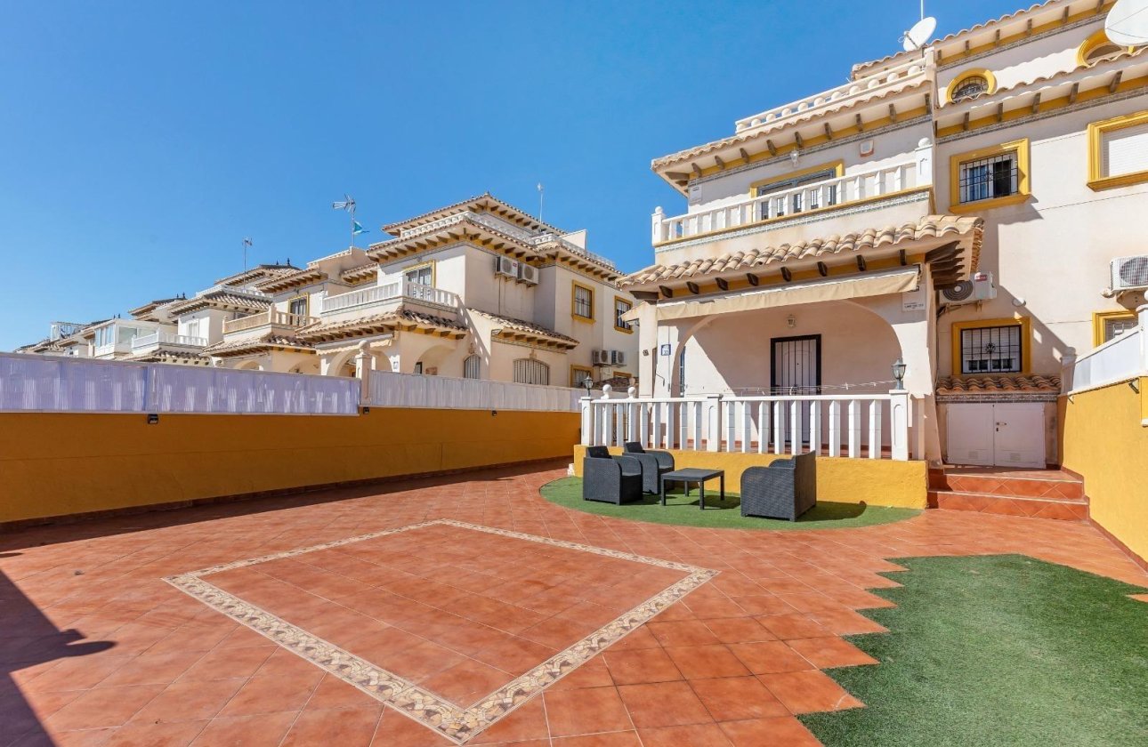 Herverkoop - Semi Detached -
Cabo Roig - Lomas de Cabo Roig
