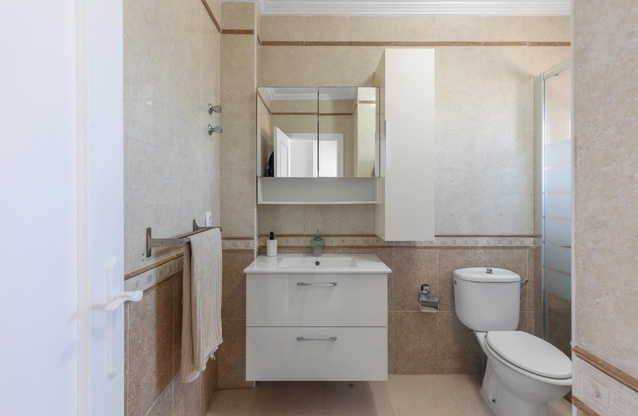 Herverkoop - Semi Detached -
Cabo Roig - Lomas de Cabo Roig