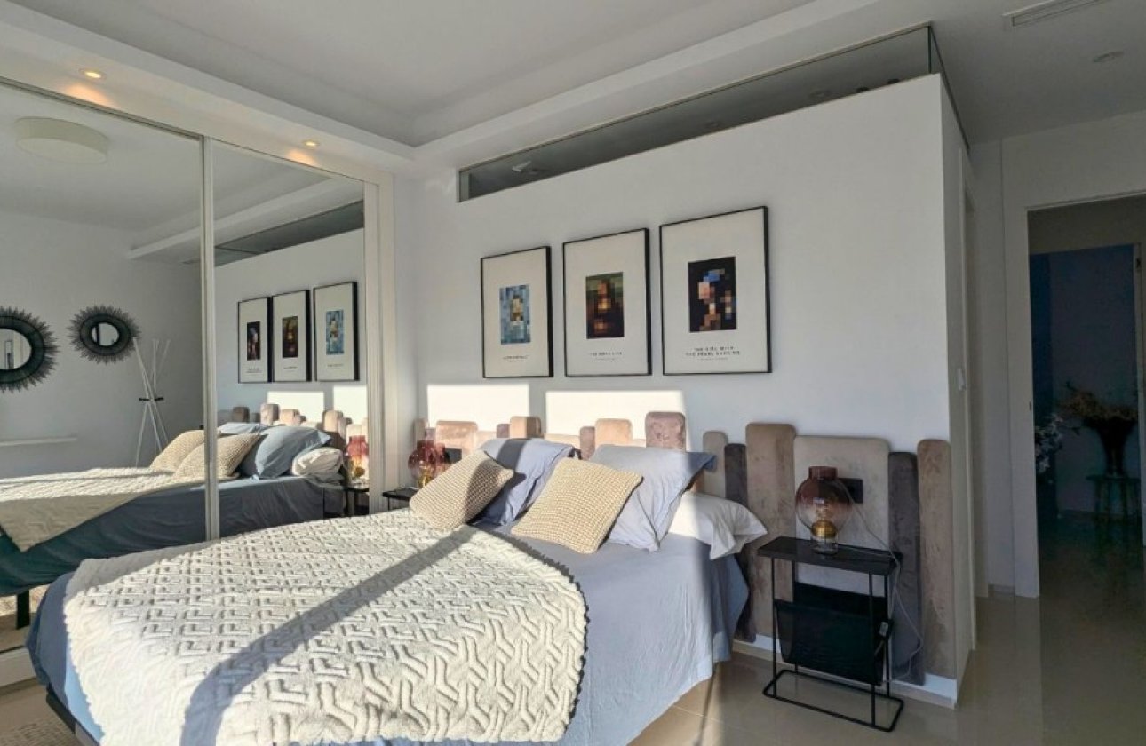 Herverkoop - Semi Detached -
Ciudad Quesada - Costa Blanca