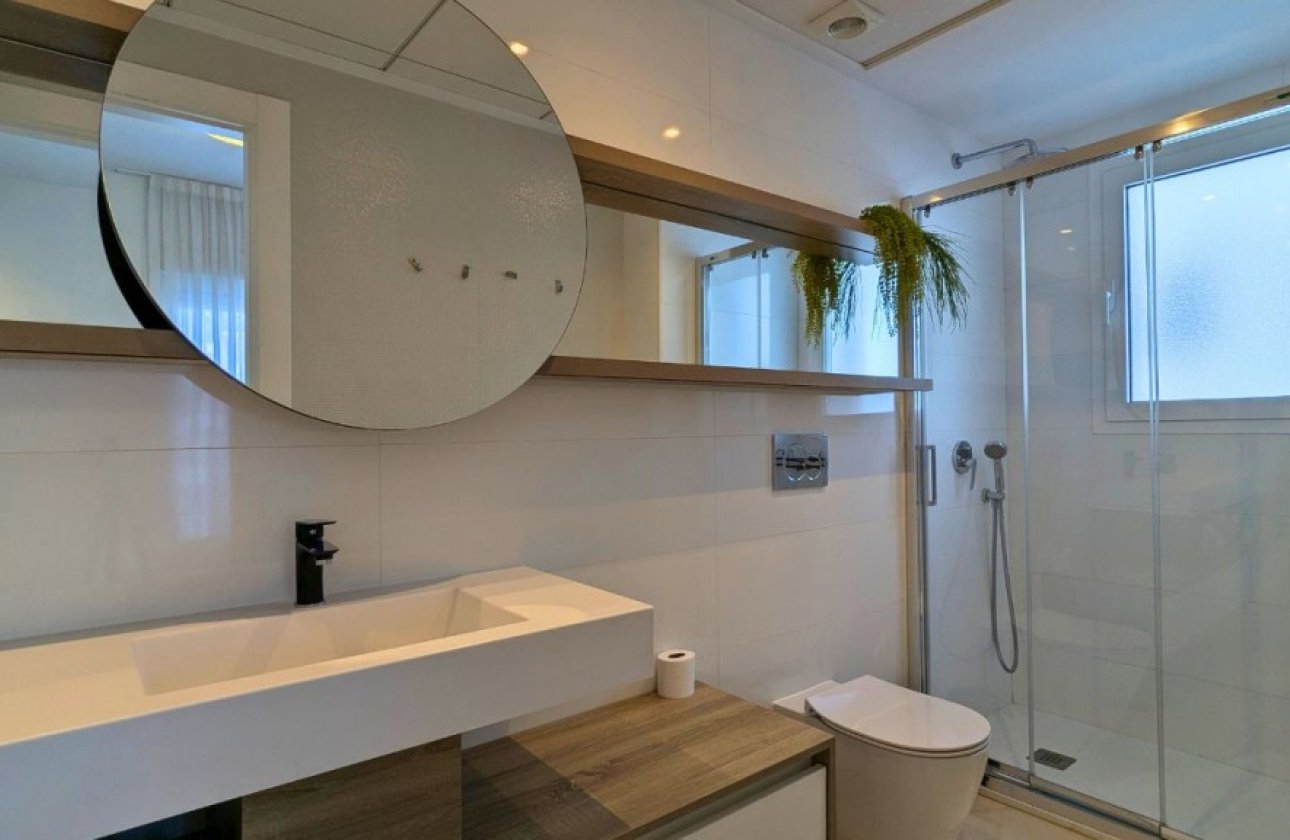 Herverkoop - Semi Detached -
Ciudad Quesada - Costa Blanca