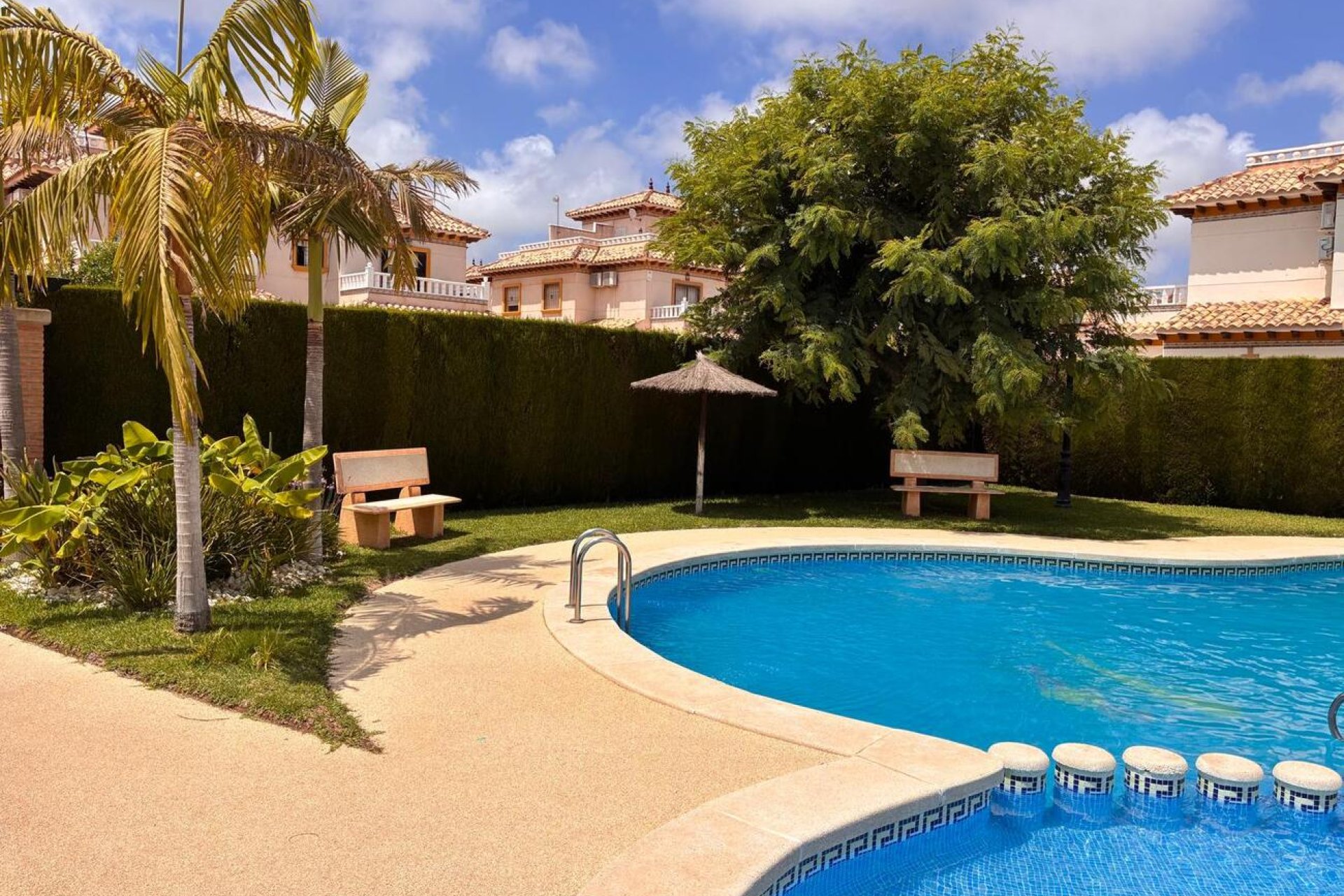 Herverkoop - Semi Detached -
Lomas de Caboroig - Costa Blanca