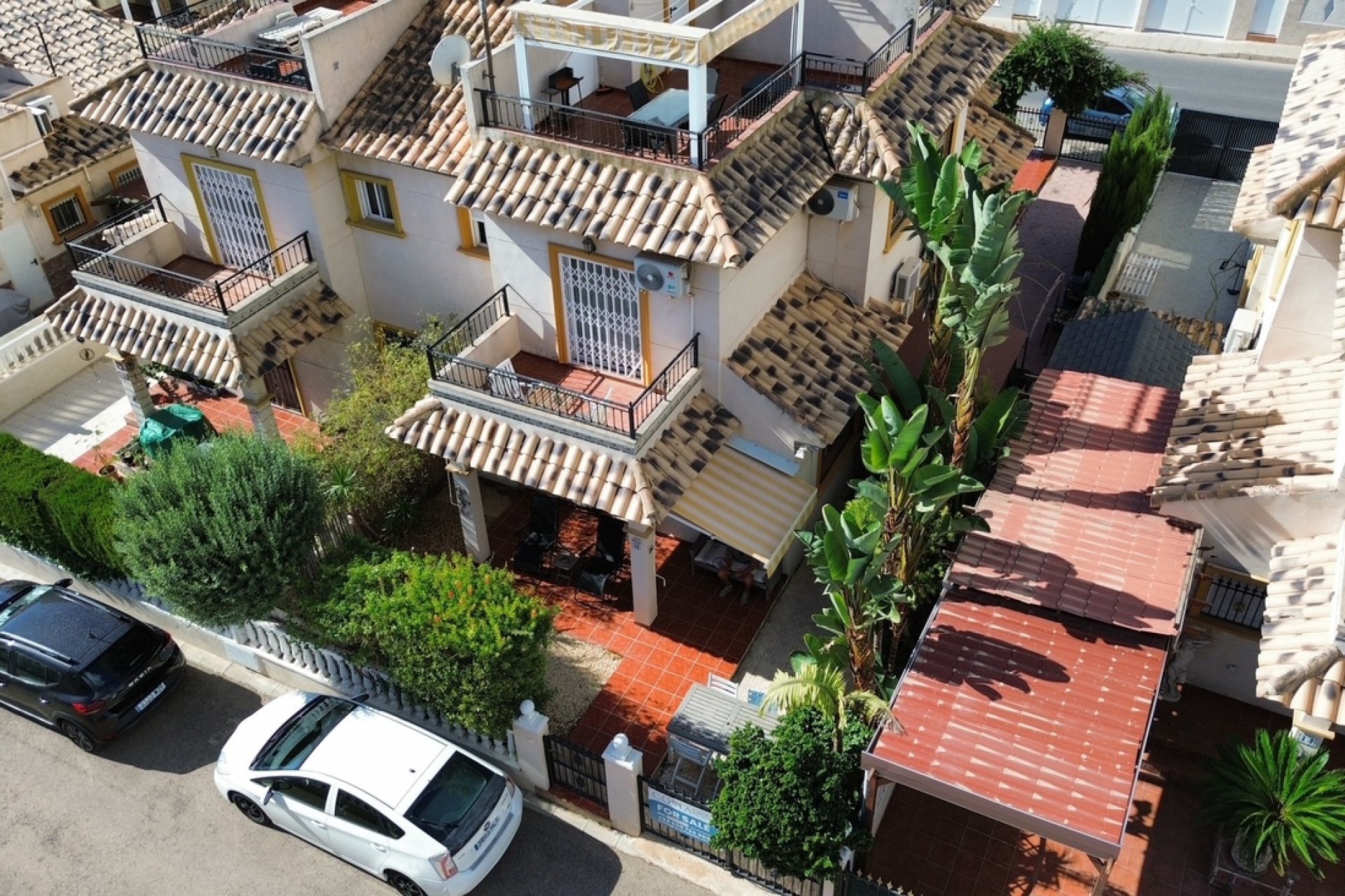 Herverkoop - Semi Detached -
Lomas de Caboroig