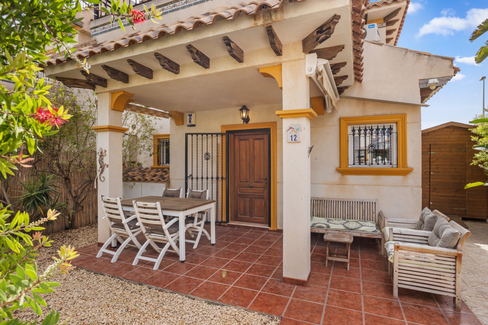 Herverkoop - Semi Detached -
Lomas de Caboroig