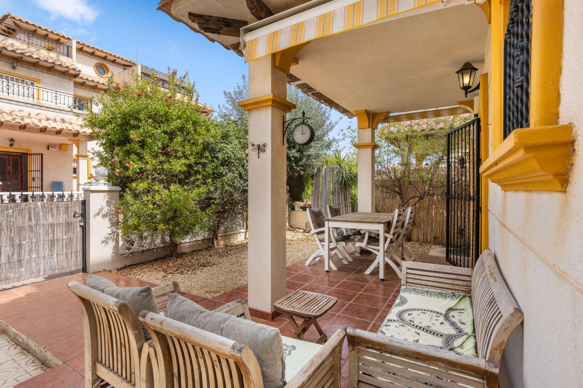 Herverkoop - Semi Detached -
Lomas de Caboroig