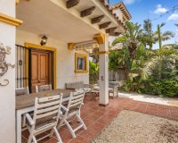 Herverkoop - Semi Detached -
Lomas de Caboroig