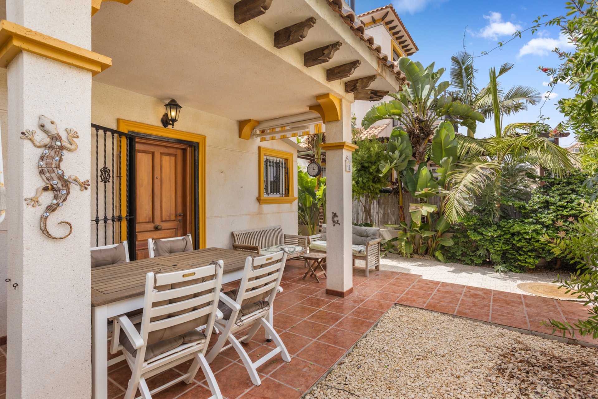 Herverkoop - Semi Detached -
Lomas de Caboroig