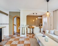 Herverkoop - Semi Detached -
Lomas de Caboroig