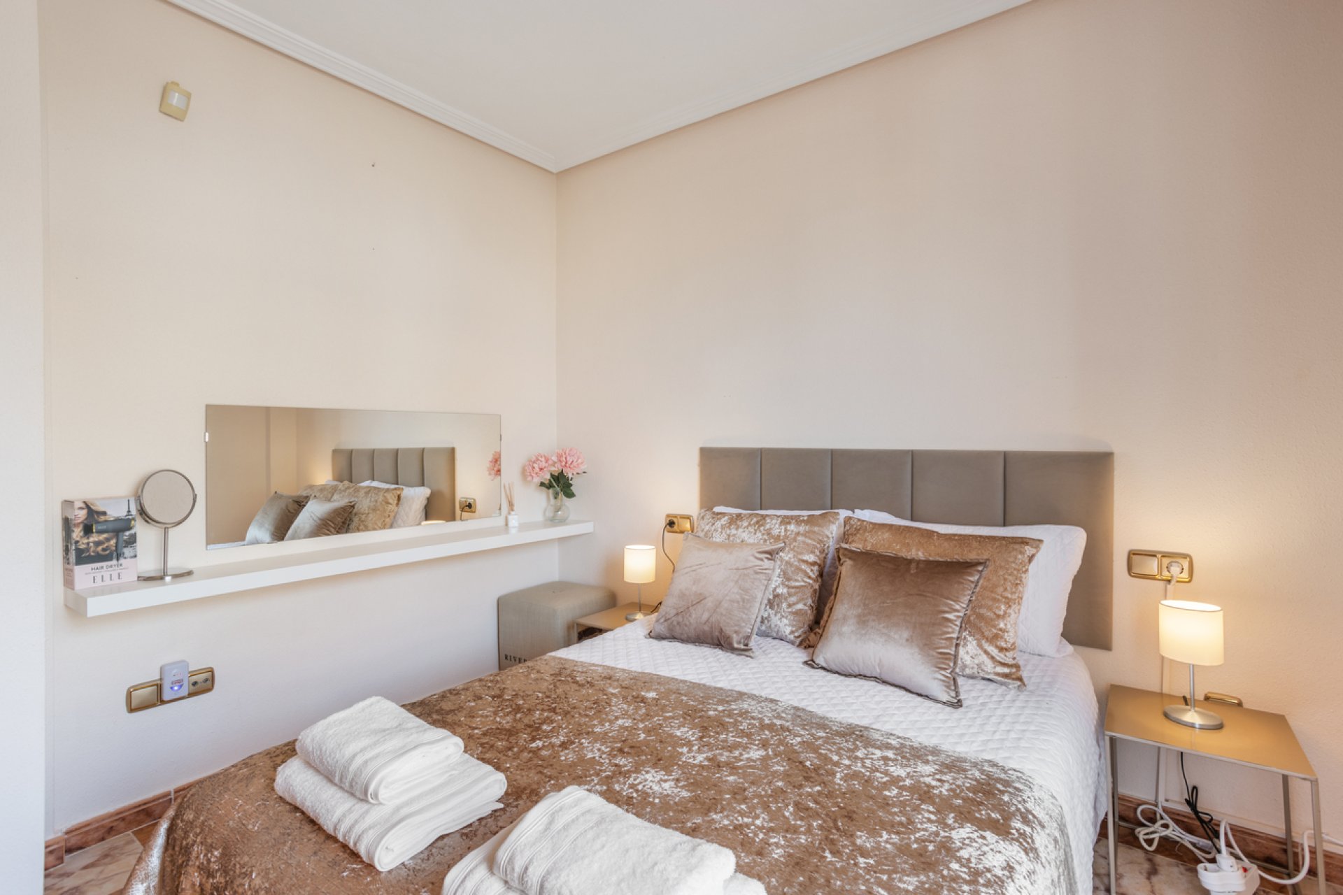 Herverkoop - Semi Detached -
Lomas de Caboroig