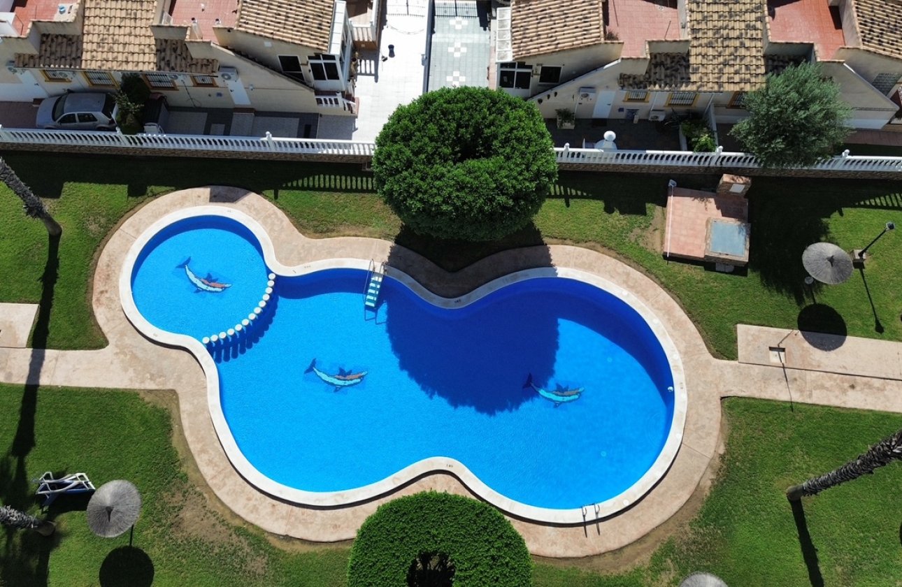 Herverkoop - Semi Detached -
Lomas de Caboroig