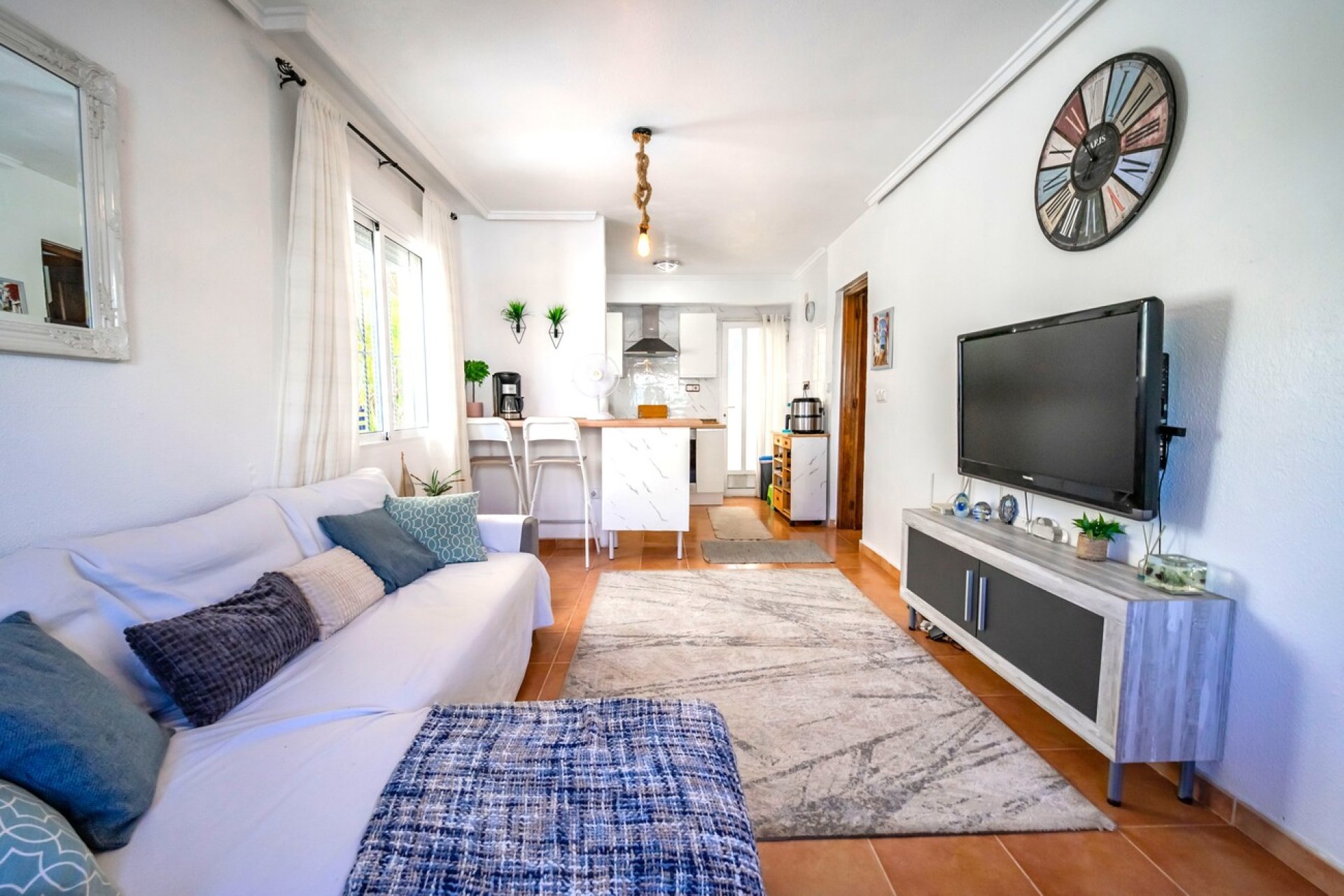 Herverkoop - Semi Detached -
Los Altos - Res Valle de los pinos
