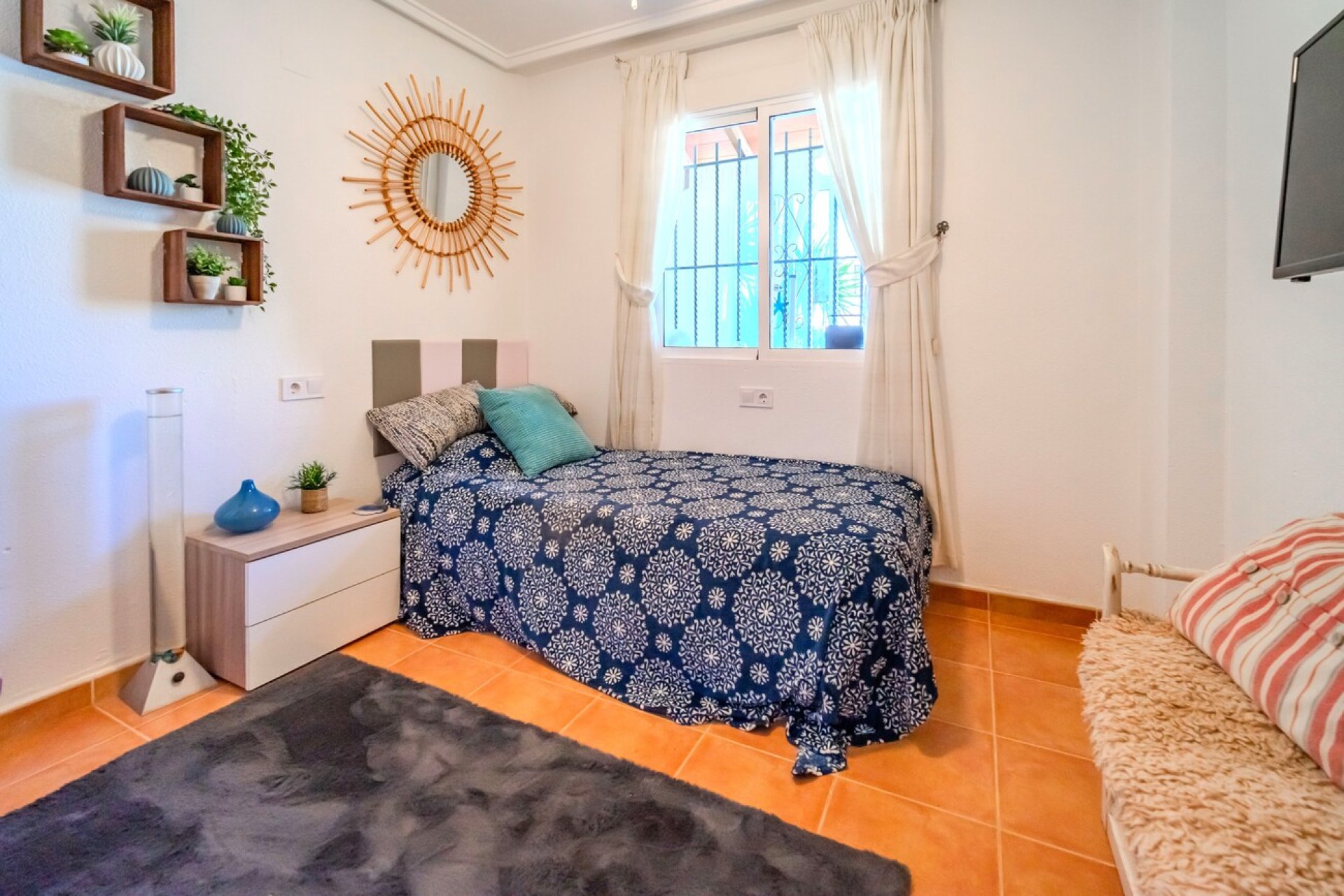 Herverkoop - Semi Detached -
Los Altos - Res Valle de los pinos
