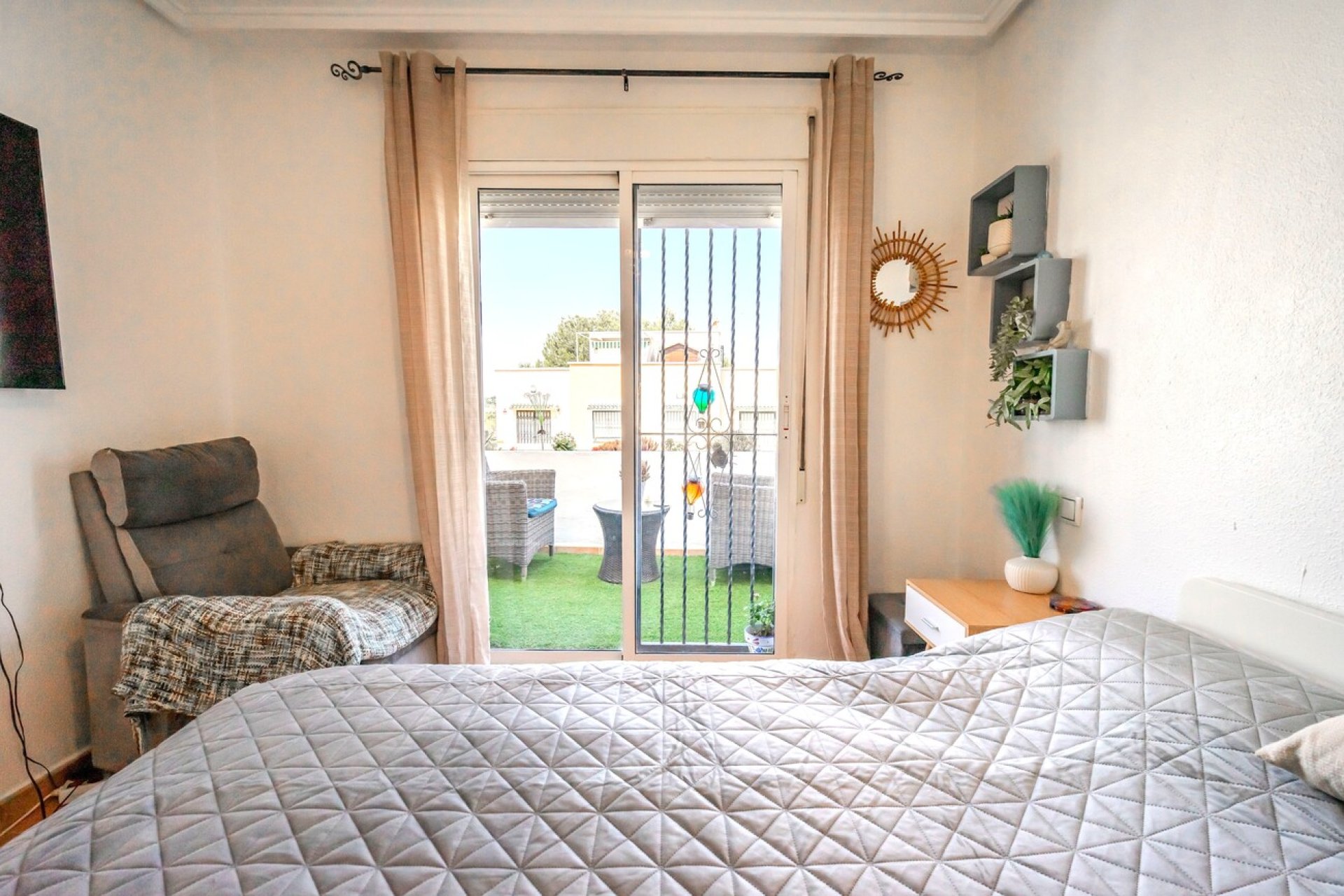 Herverkoop - Semi Detached -
Los Altos - Res Valle de los pinos