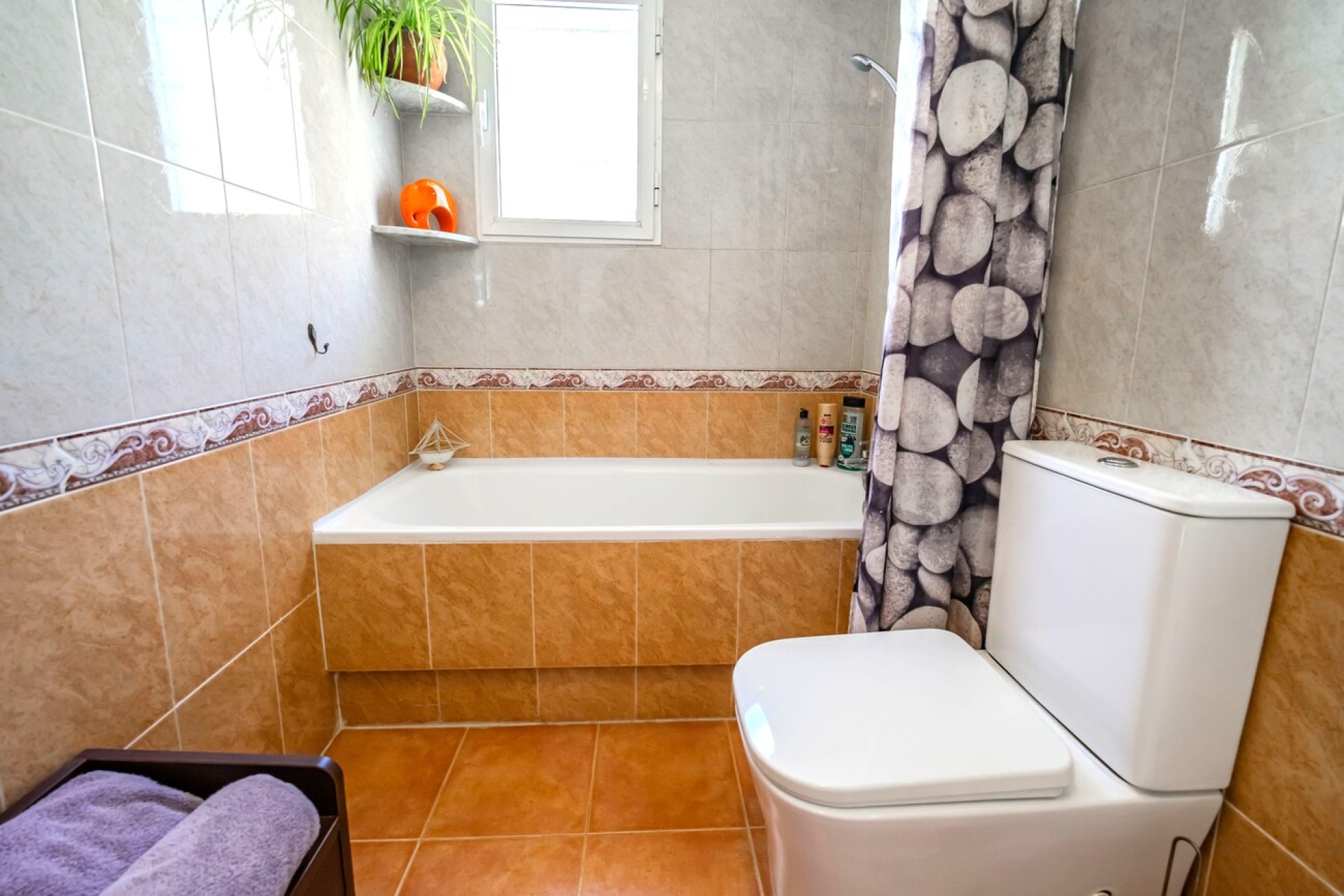Herverkoop - Semi Detached -
Los Altos - Res Valle de los pinos