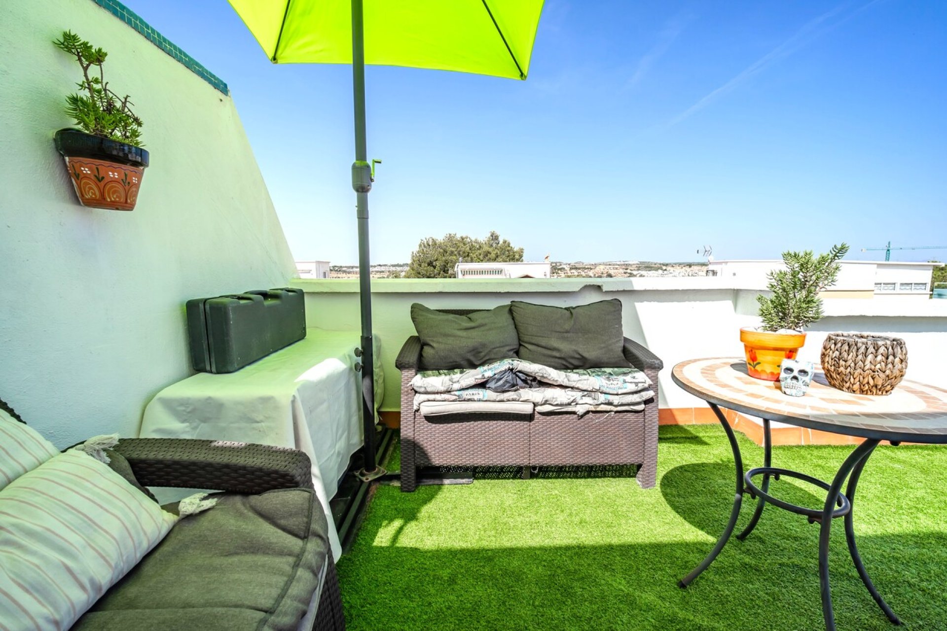 Herverkoop - Semi Detached -
Los Altos - Res Valle de los pinos