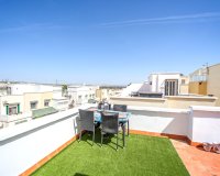 Herverkoop - Semi Detached -
Los Altos - Res Valle de los pinos
