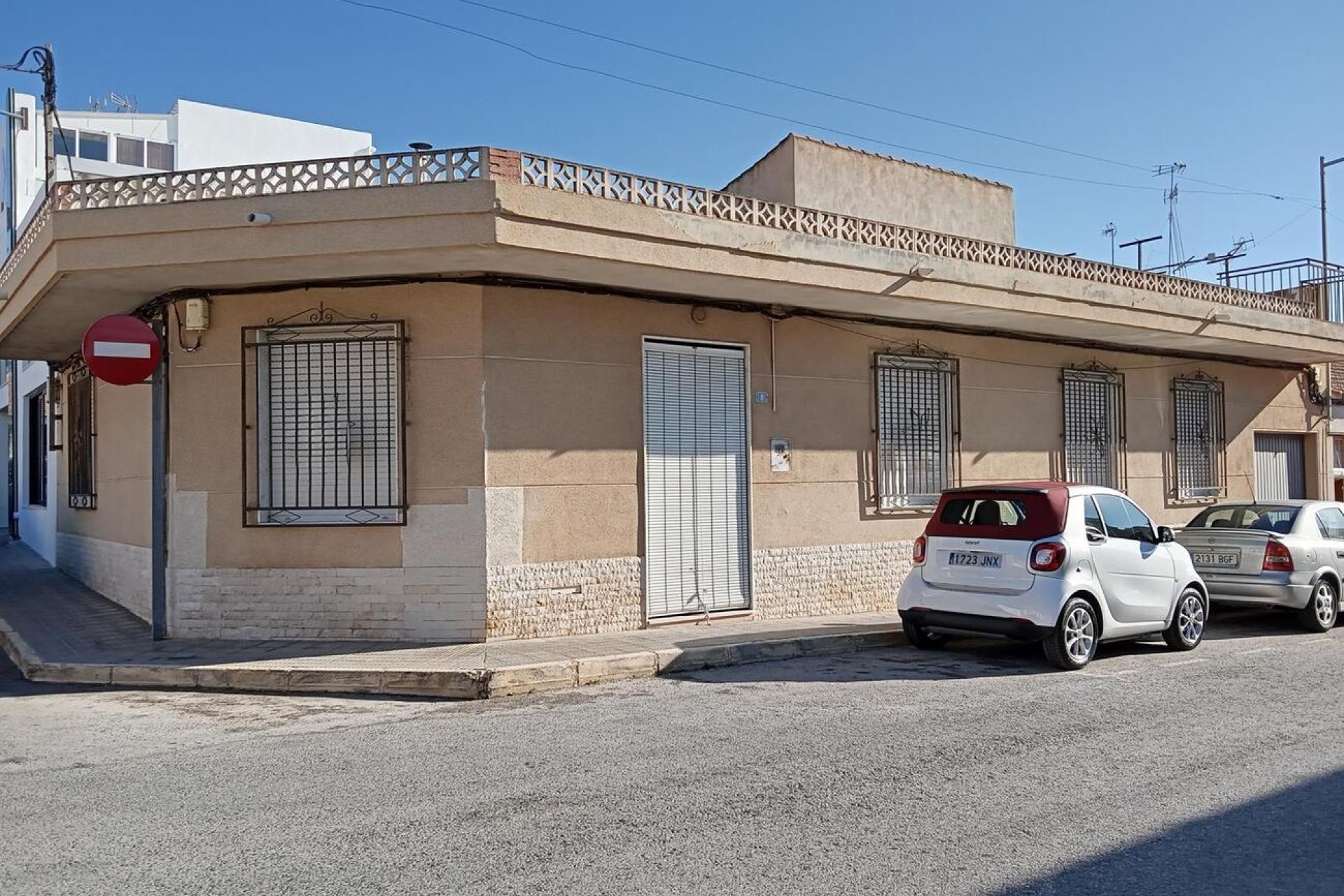 Herverkoop - Semi Detached -
Los Montesinos - PUEBLO CENTRO