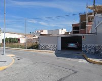 Herverkoop - Semi Detached -
Los Montesinos - PUEBLO CENTRO