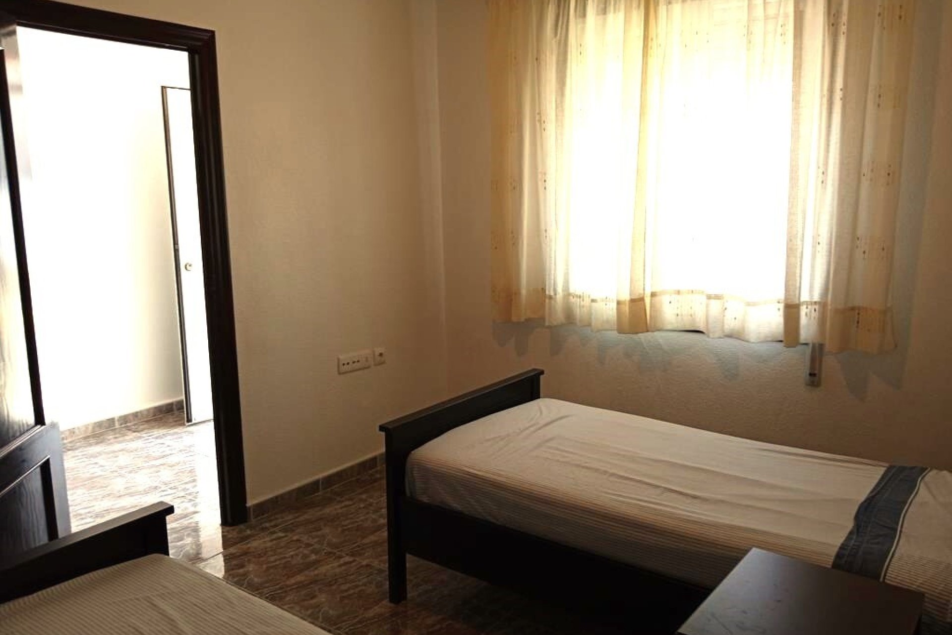 Herverkoop - Semi Detached -
Los Montesinos - PUEBLO CENTRO