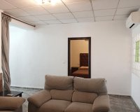 Herverkoop - Semi Detached -
Los Montesinos - PUEBLO CENTRO