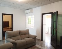 Herverkoop - Semi Detached -
Los Montesinos - PUEBLO CENTRO