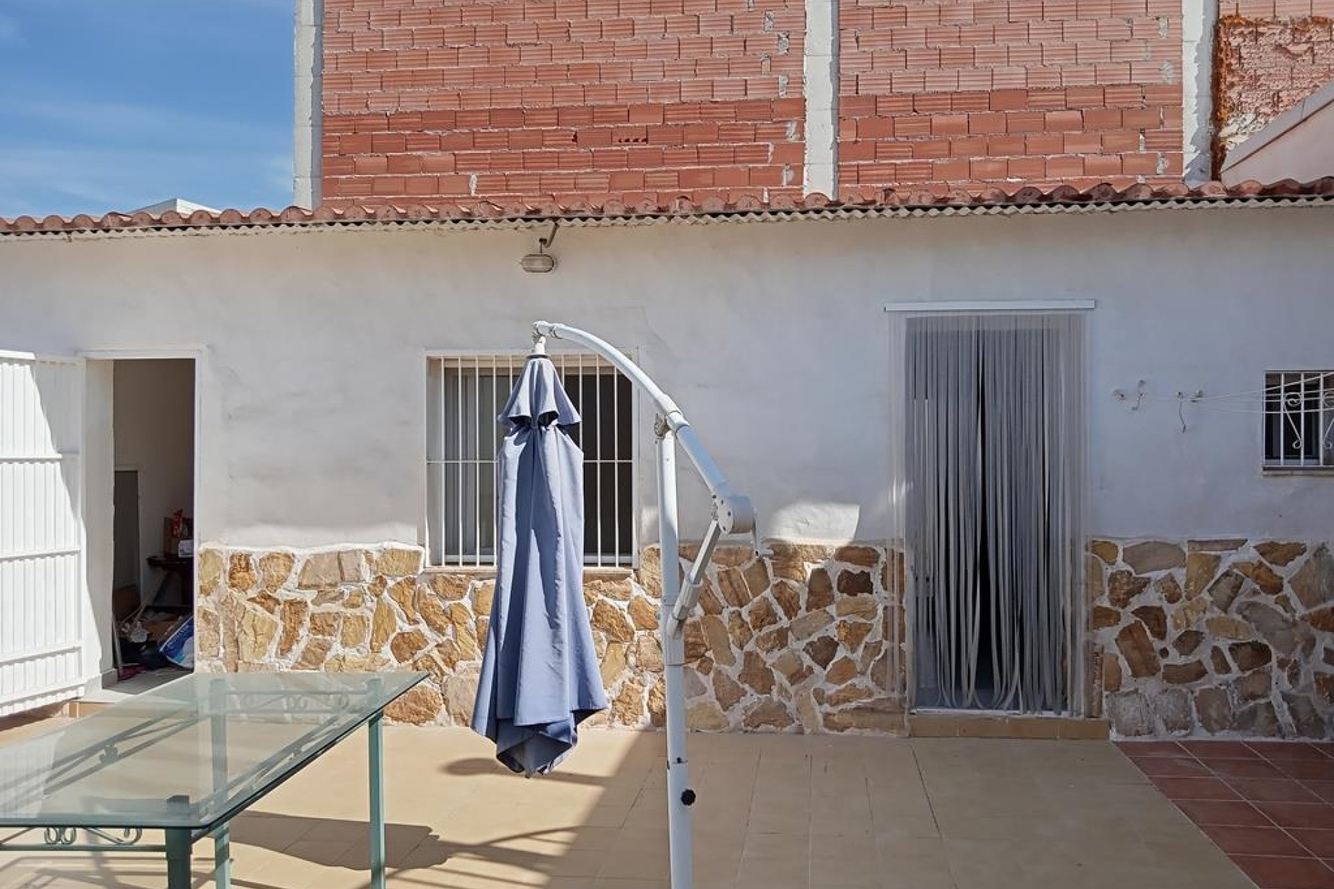 Herverkoop - Semi Detached -
Los Montesinos - PUEBLO CENTRO