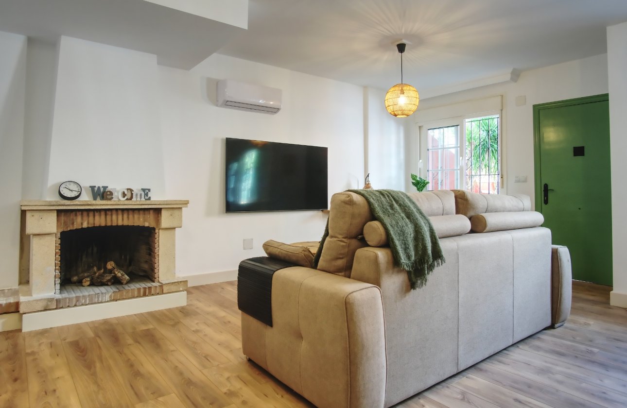 Herverkoop - Semi Detached -
Orihuela Costa - Costa Blanca