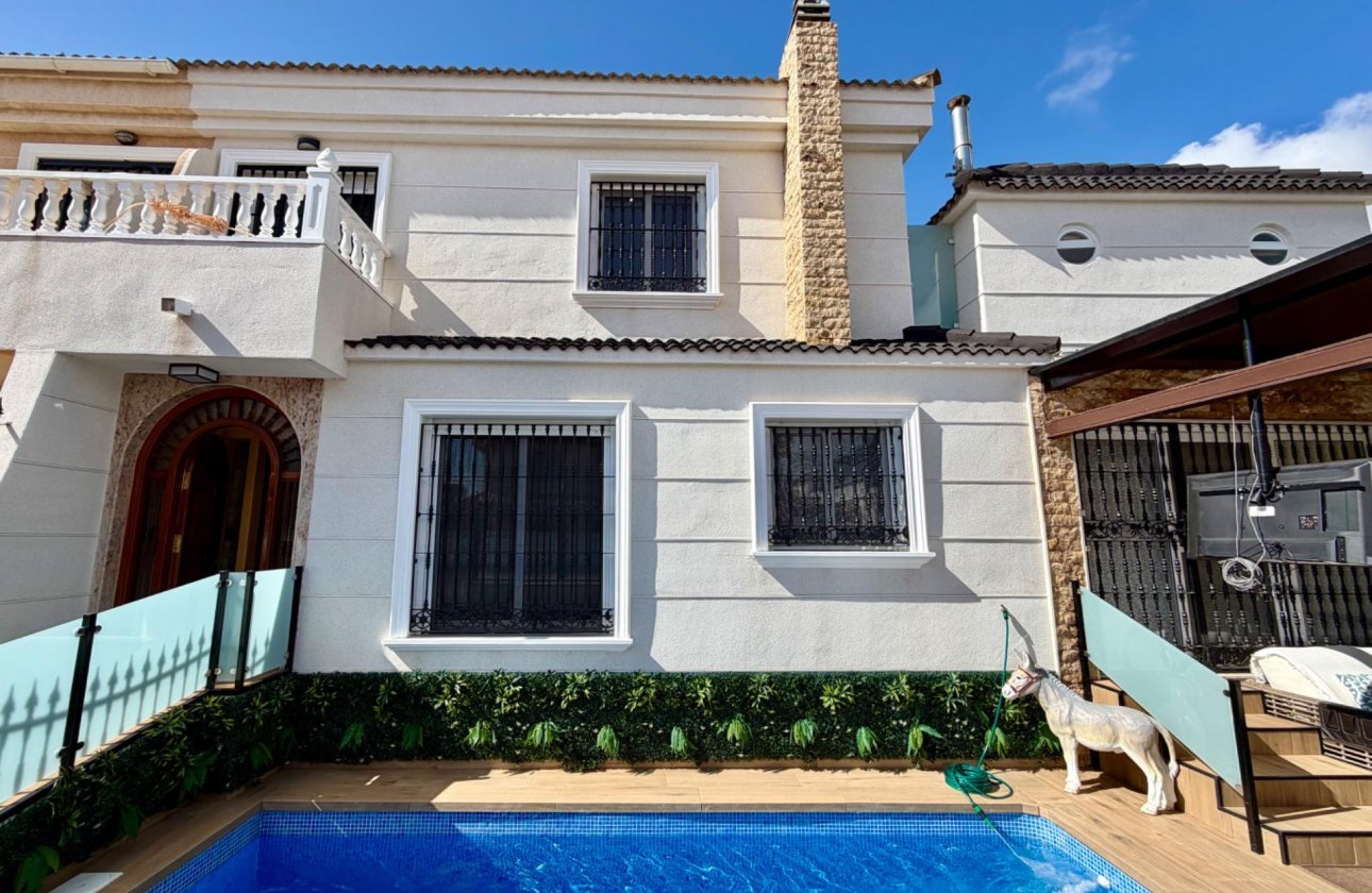 Herverkoop - Semi Detached -
Orihuela Costa - La Zenia