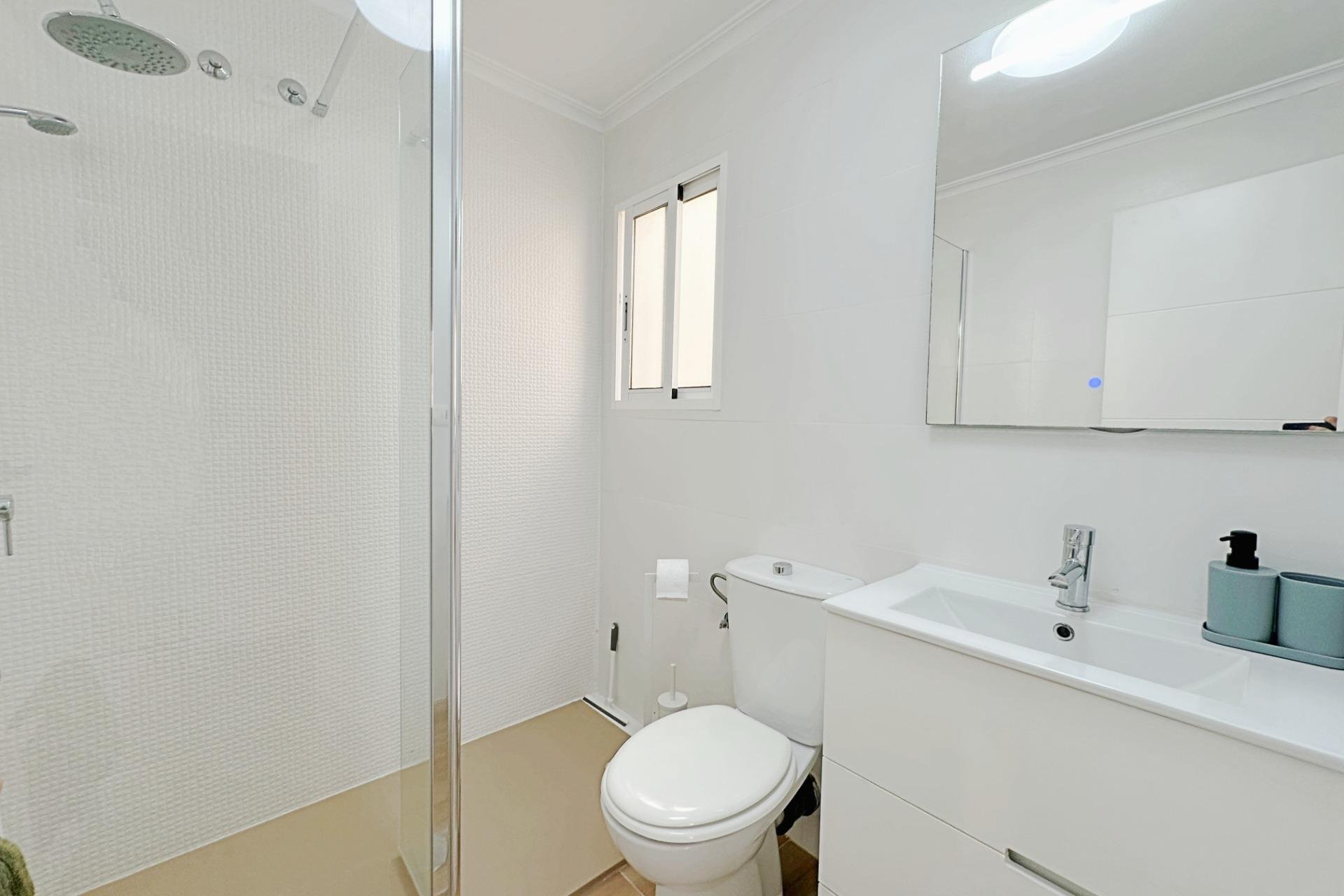 Herverkoop - Semi Detached -
Orihuela Costa - La Zenia
