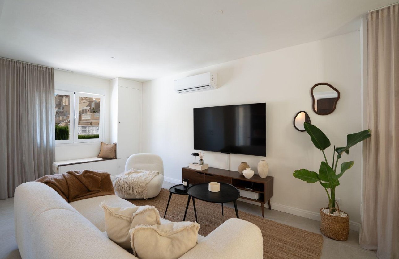 Herverkoop - Semi Detached -
Orihuela Costa - Los Almendros-la Florida