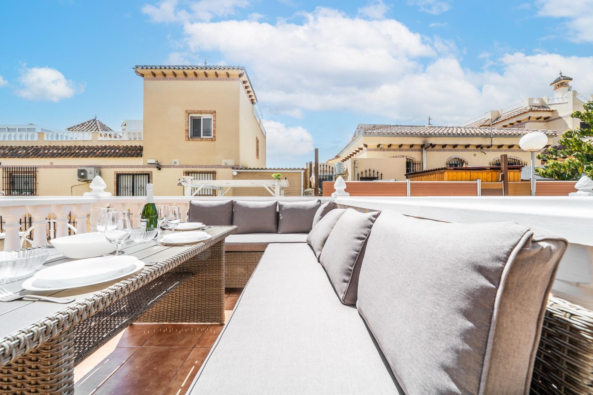 Herverkoop - Semi Detached -
Orihuela Costa - Los Almendros-la Florida