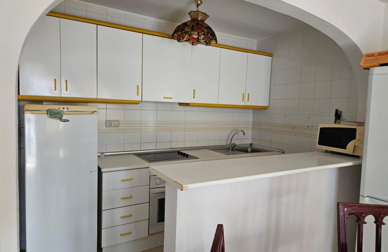 Herverkoop - Semi Detached -
Orihuela Costa - Los Altos