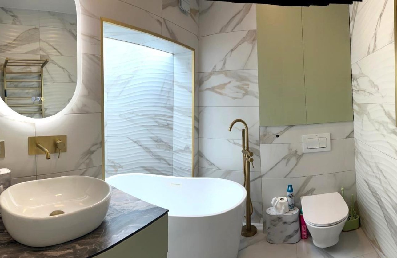 Herverkoop - Semi Detached -
Orihuela Costa - Playa Flamenca