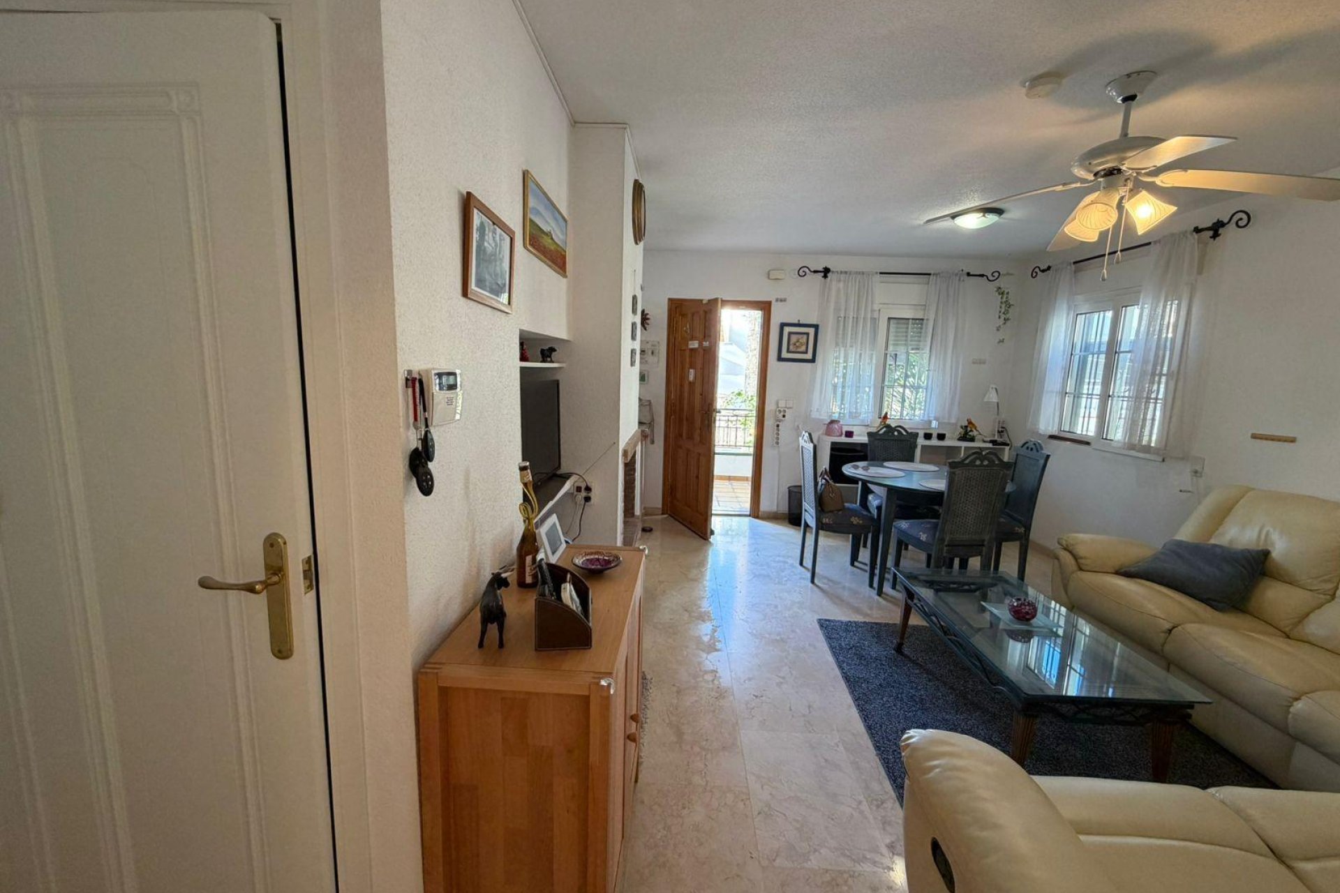 Herverkoop - Semi Detached -
Orihuela Costa - Playa Flamenca