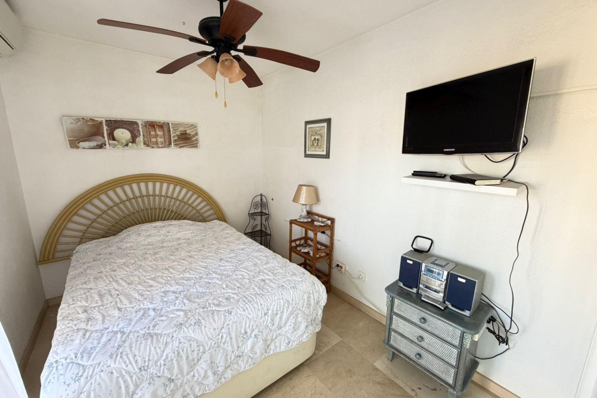 Herverkoop - Semi Detached -
Orihuela Costa - Playa Flamenca