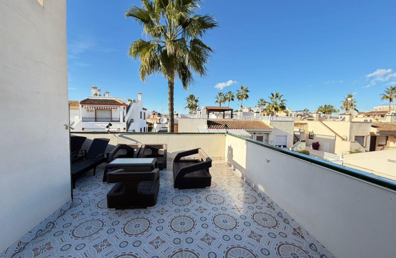 Herverkoop - Semi Detached -
Orihuela Costa - Playa Flamenca
