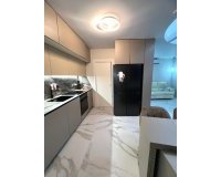 Herverkoop - Semi Detached -
Orihuela Costa - Playa Flamenca