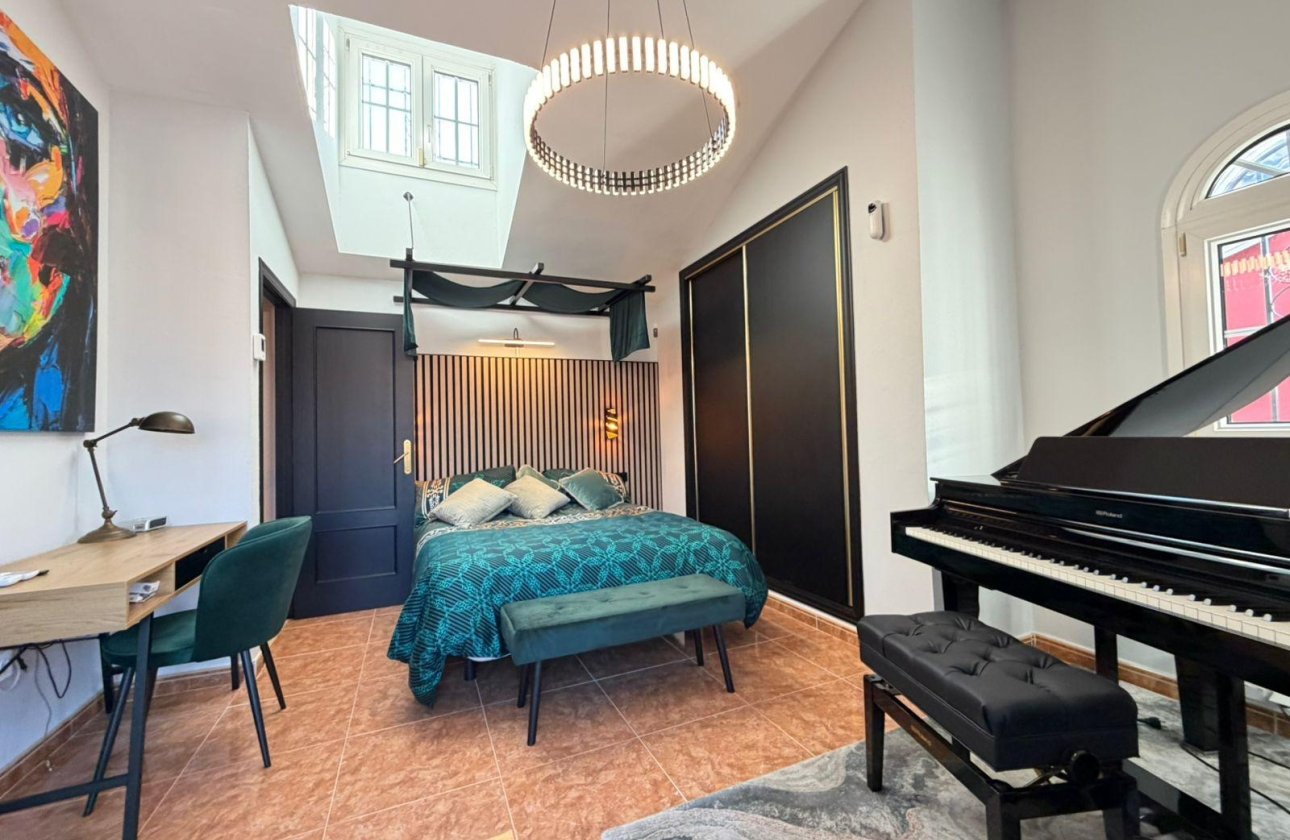 Herverkoop - Semi Detached -
Orihuela Costa - Villamartín