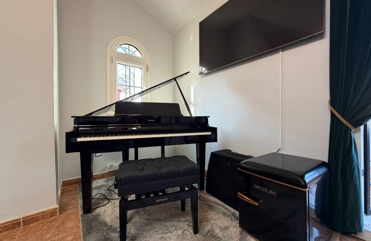 Herverkoop - Semi Detached -
Orihuela Costa - Villamartín